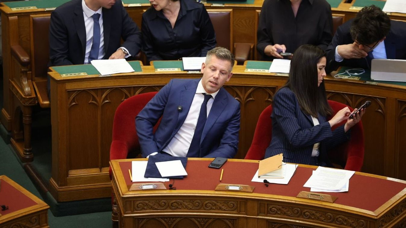 A jegybankelnök aranyérme trombitaszóval csillog.