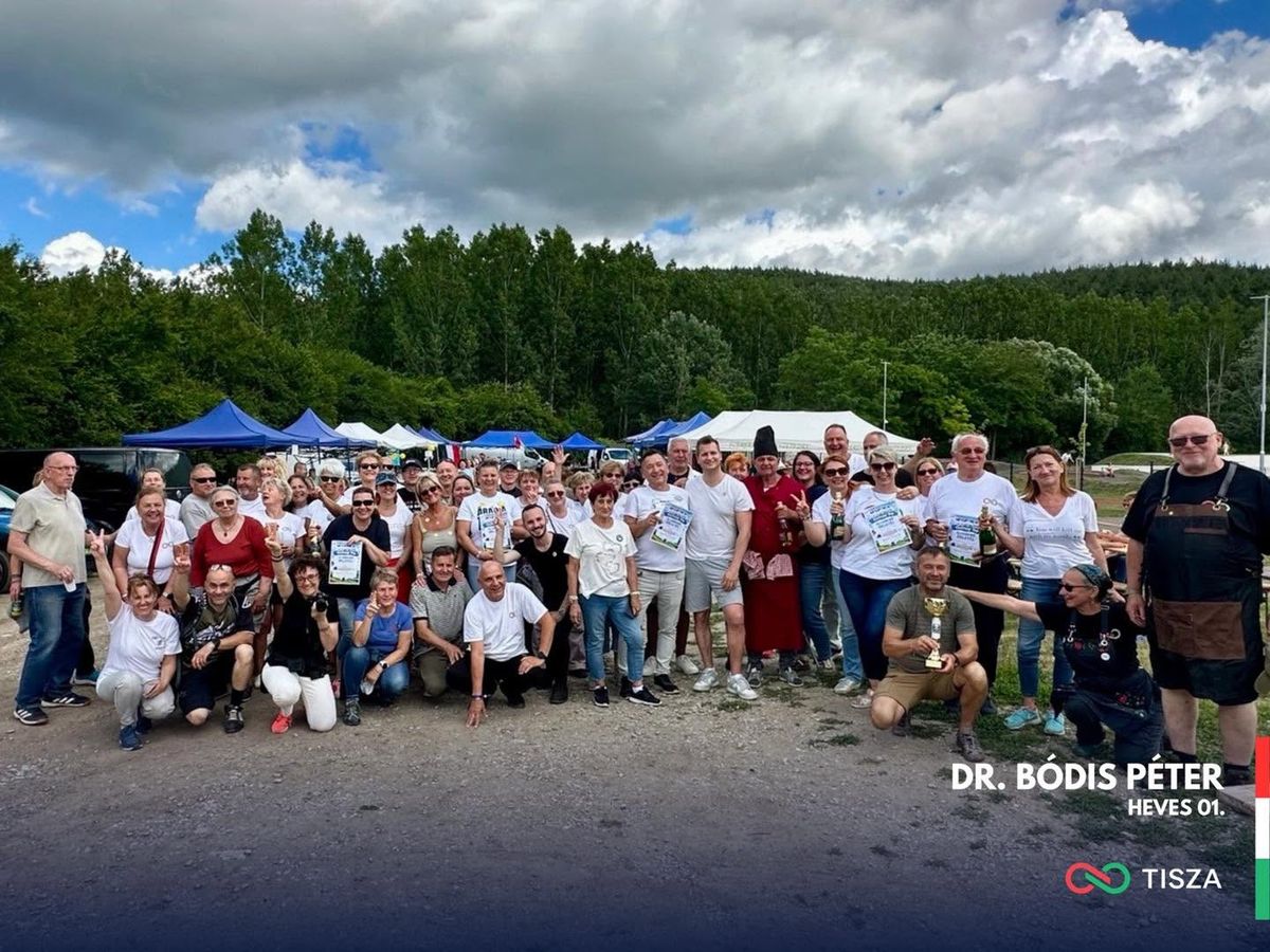 Erről kínosan hallgat a "vezér": Néhány ember lézengett csak az ostorosi Tisza-sziget találkozón